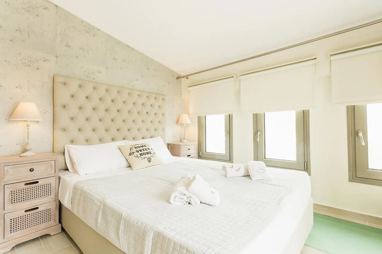 Enastron Apartment Pefkochori 0*,