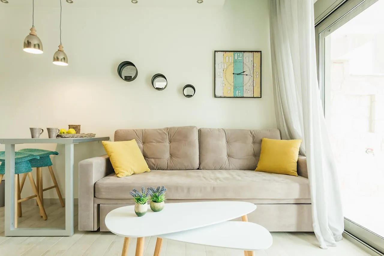 Enastron Apartment Pefkochori Greece